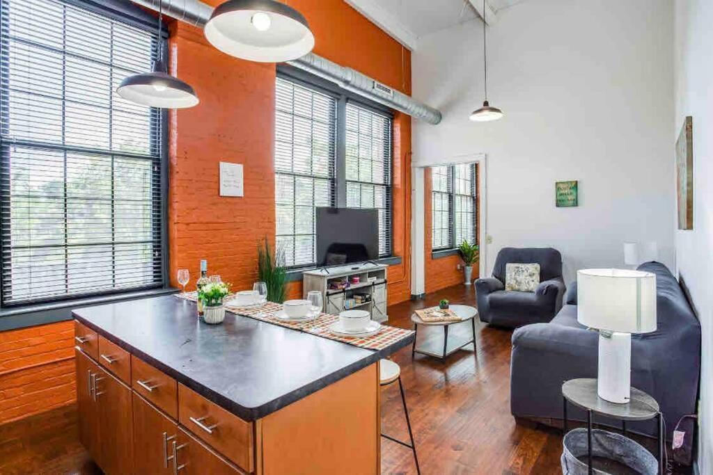 Ny Style Centric Loft With King Bed By Park Av. Apartment Rochester Luaran gambar