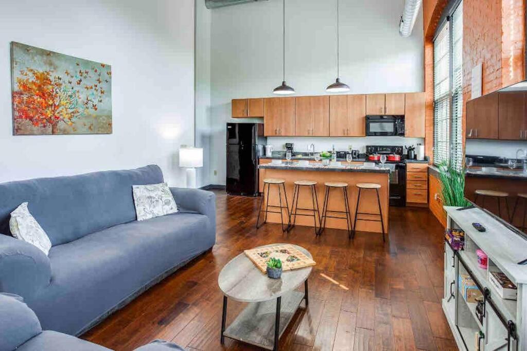 Ny Style Centric Loft With King Bed By Park Av. Apartment Rochester Luaran gambar